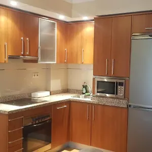 https://oliver-malaga-city.hotelsinnerja.org