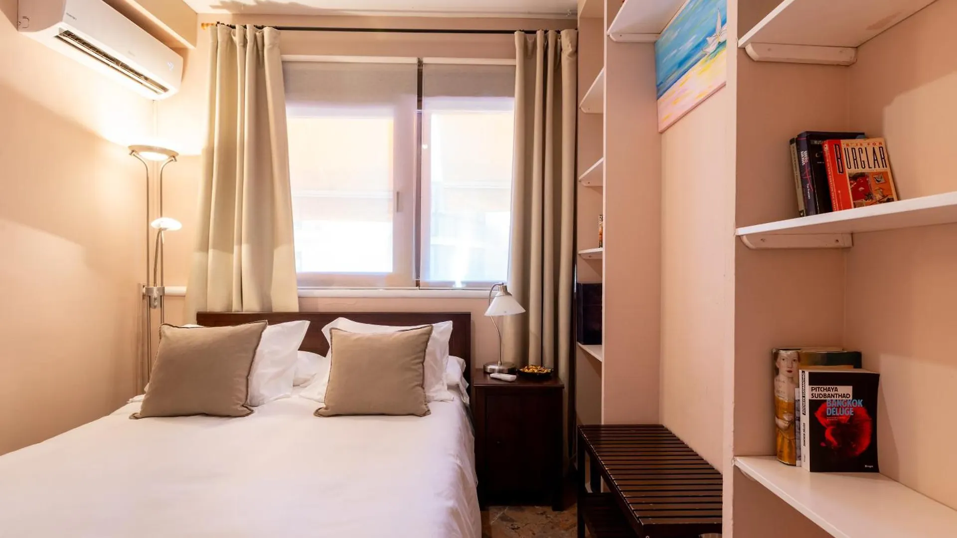Penthouse!!! Center Of Seville!!! 2 Bedroom + 2 Bath!!!