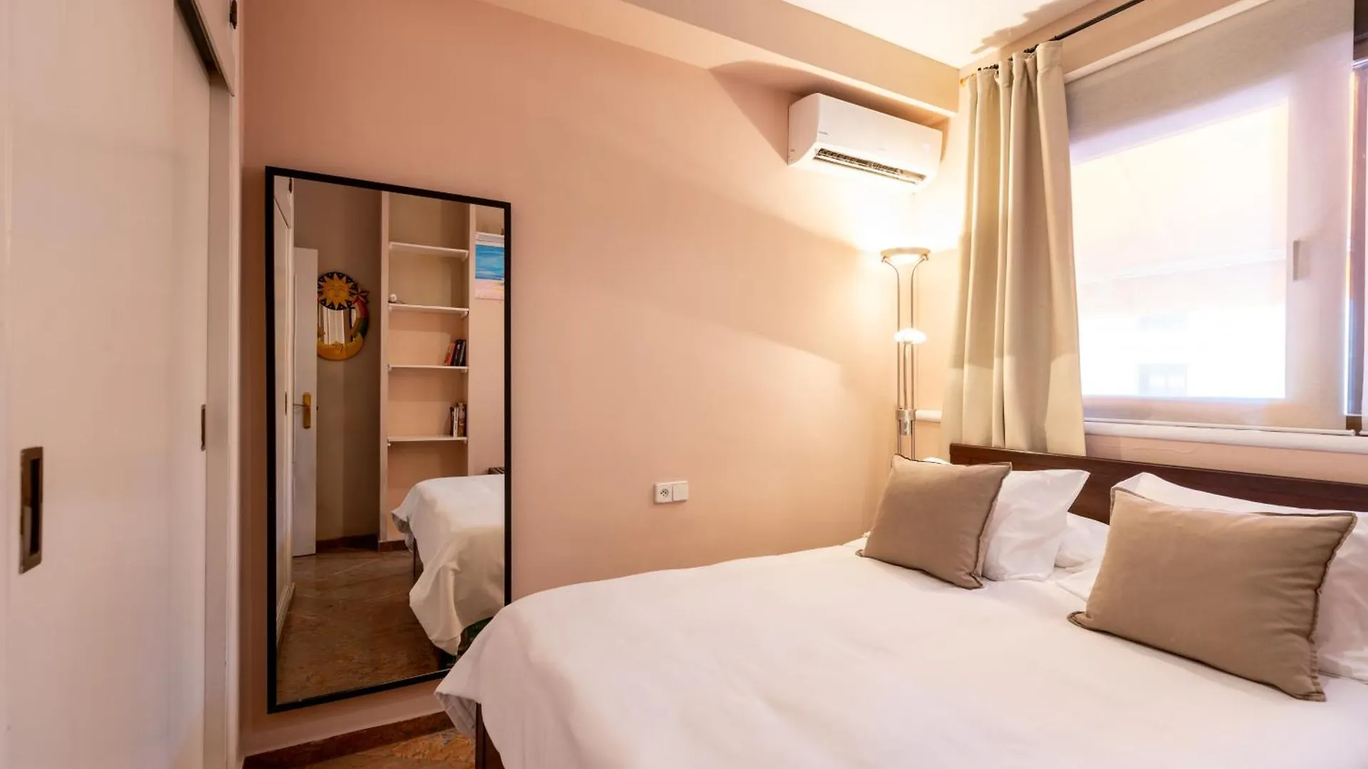 Apartment Penthouse!!! Center Of Seville!!! 2 Bedroom + 2 Bath!!!