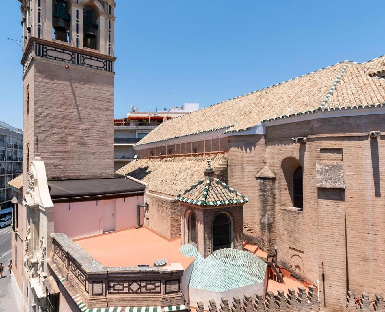 Penthouse!!! Center Of Seville!!! 2 Bedroom + 2 Bath!!! Spain